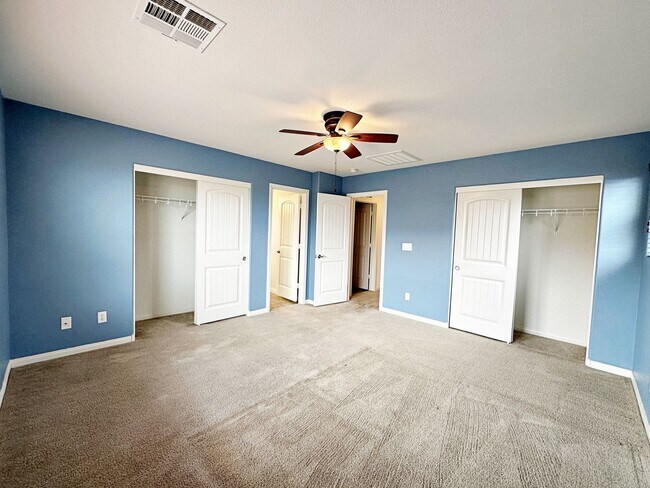 Building Photo - Stylish 3 Bedroom in Providence with Larger Yard on Corner Lot