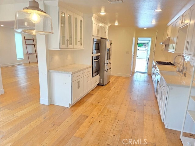 Building Photo - 20 Senisa