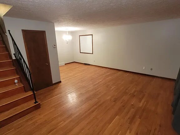 Building Photo - 6587 Beverly Dr