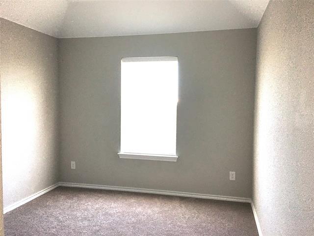 Building Photo - 601 Long Prairie Dr