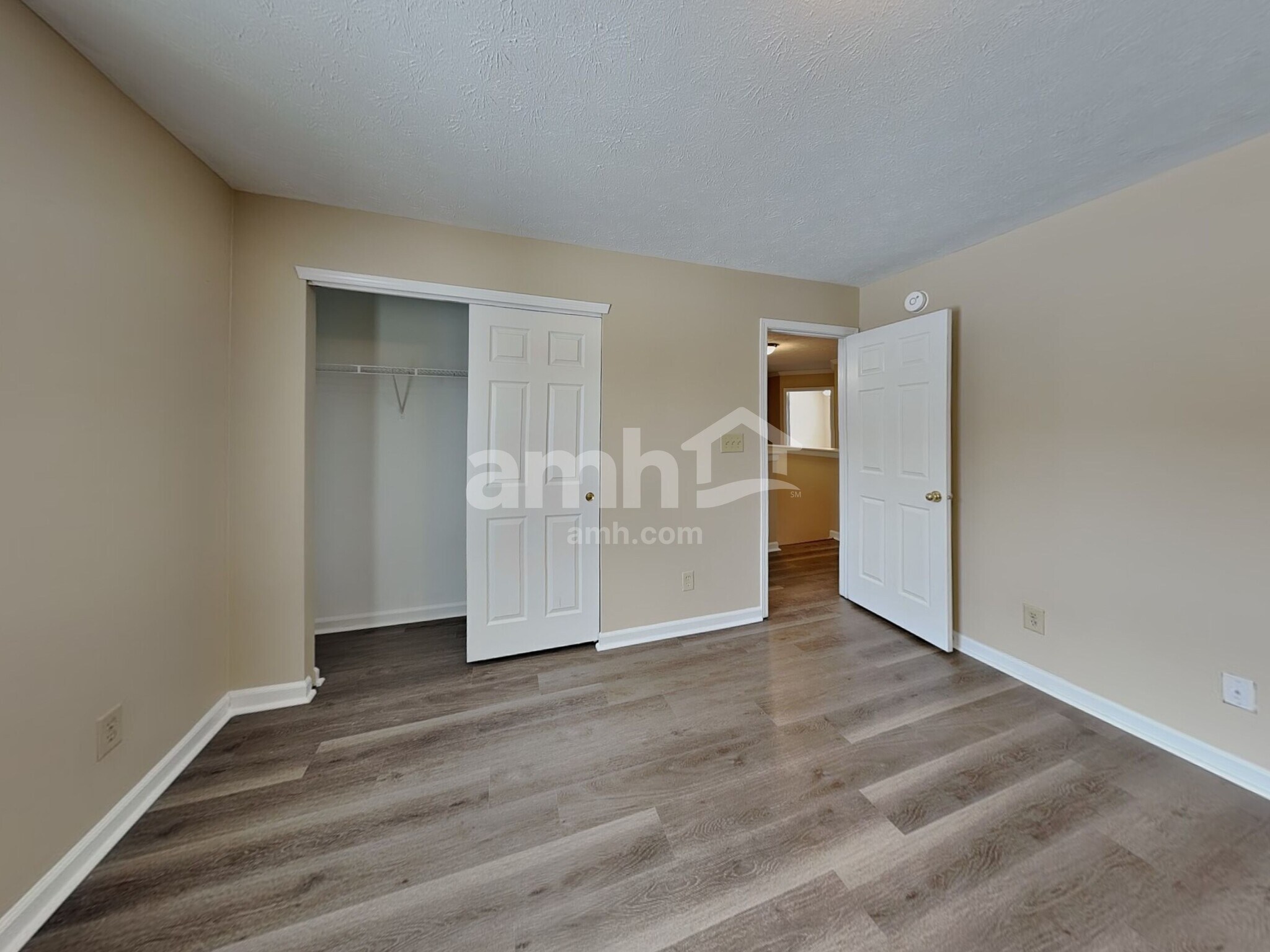 Building Photo - 8036 Chesterhill Way