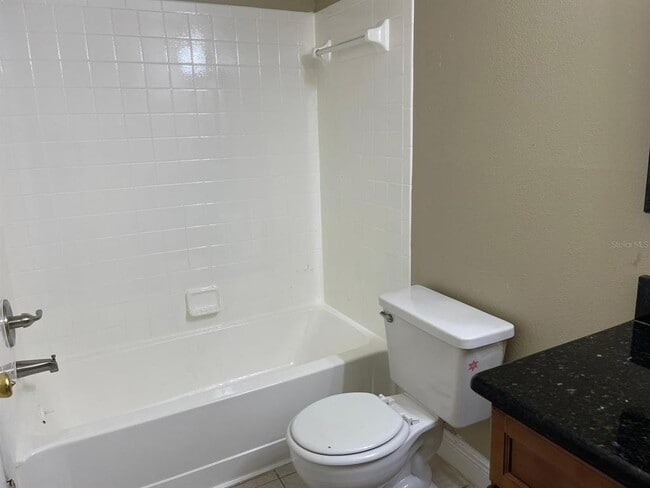 Building Photo - 2260 Cascades Blvd