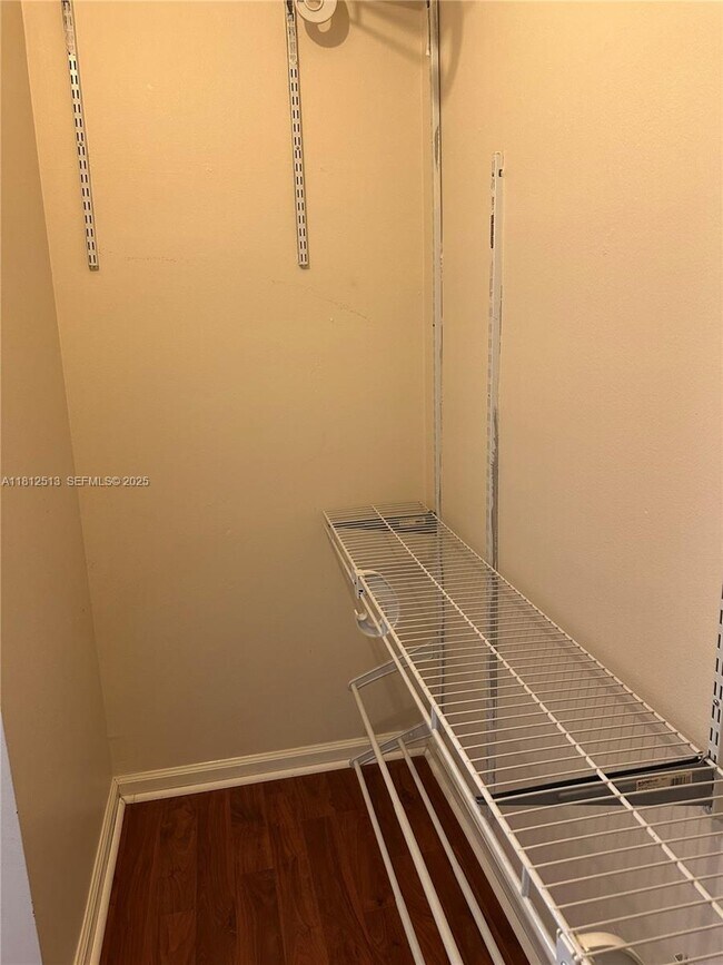 Building Photo - 5840 W Sample Rd