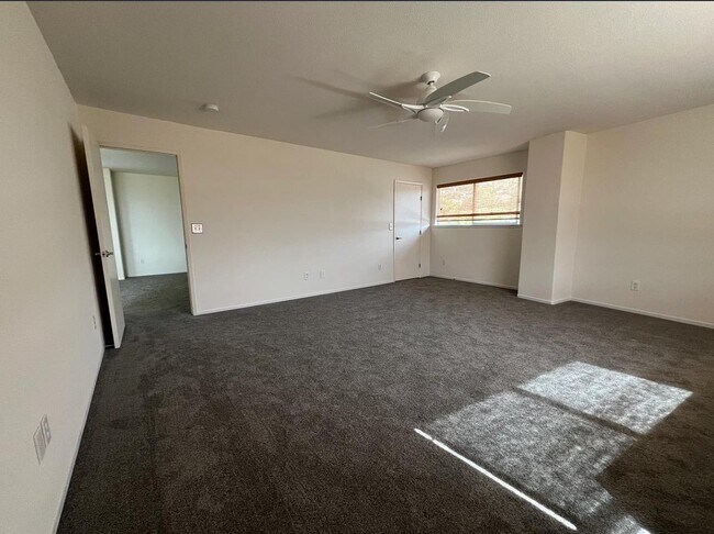Building Photo - 10952 Prieta Ct