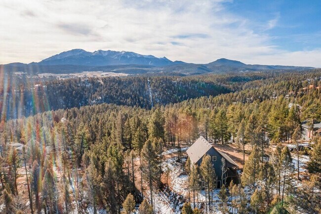 Building Photo - 123 Pinecrest Rd