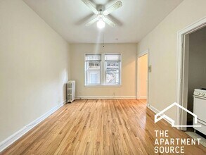 Building Photo - 2829 N Burling St