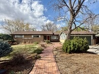 Building Photo - Sprawling 6 BR 4 BA Applewood Paradise - Live in Luxury with this Entertainer's Dream!
