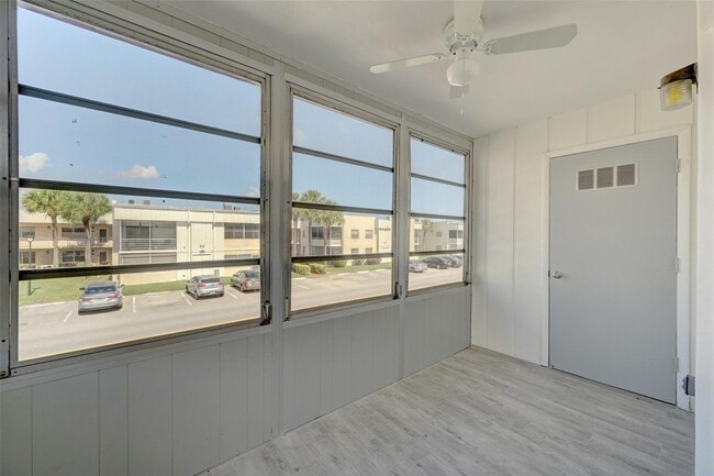 Building Photo - 87 Normandy Ln