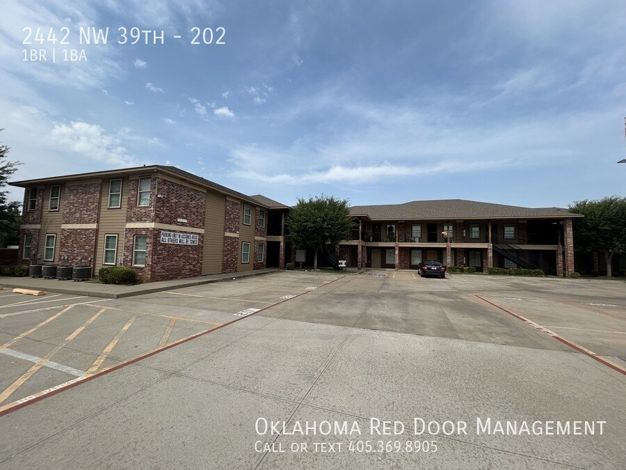 Building Photo - 2442 NW 39th-202