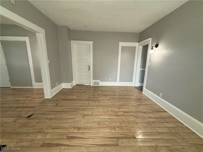 Building Photo - 2602 Vega Ave
