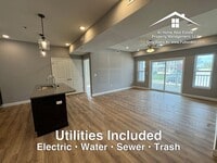 Building Photo - 2610 N Bluff St