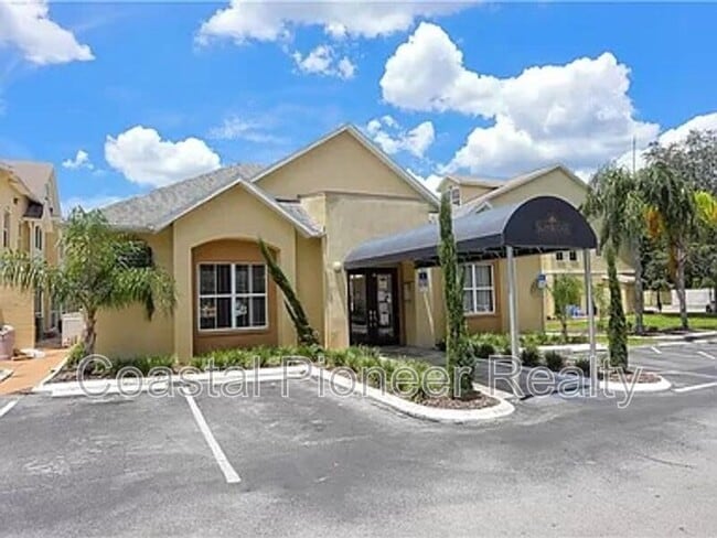 Building Photo - 5035 Sunridge Palms Dr