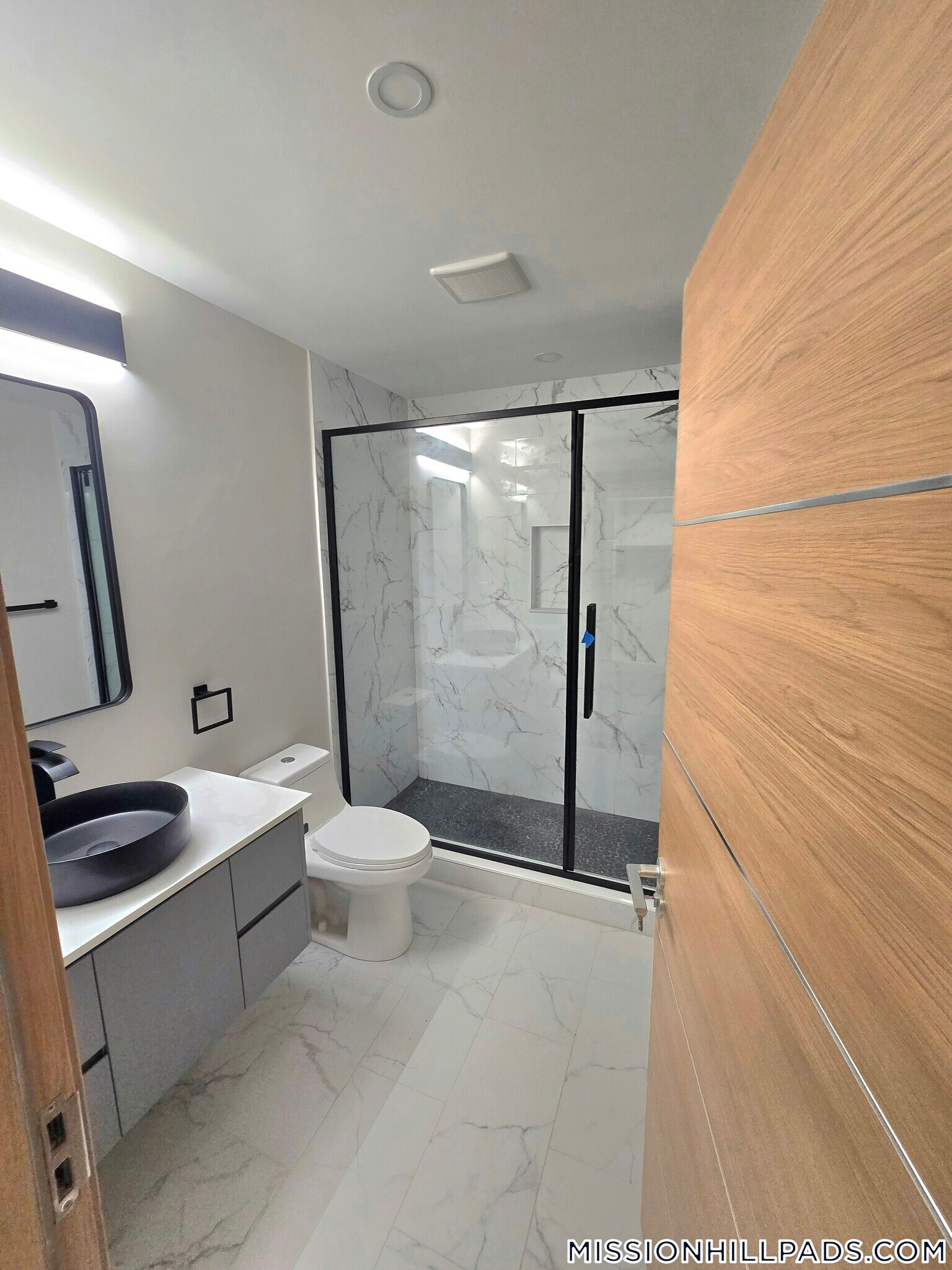 Building Photo - 33 Copeland St