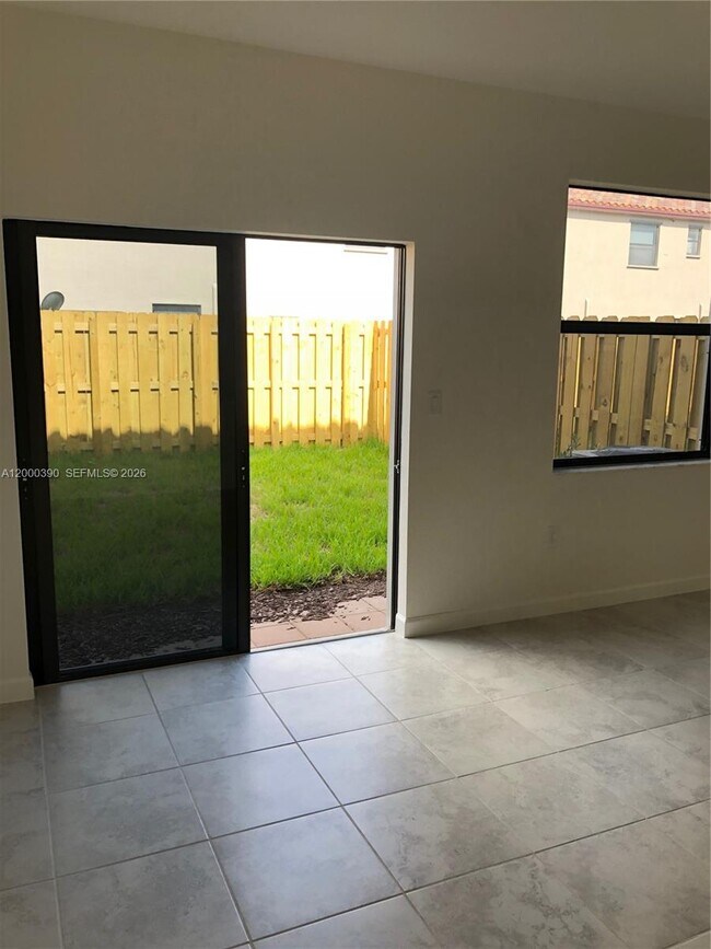 Building Photo - 24832 SW 114th Ave