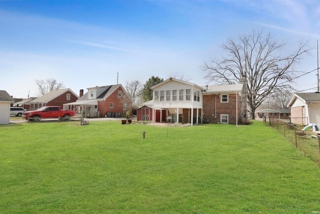 Building Photo - 1107 N Boeke Rd