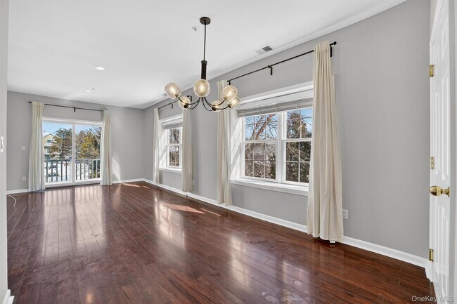 Building Photo - 1310 Half Moon Bay Dr