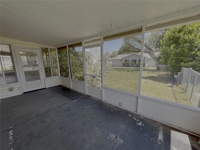 Building Photo - 6366 SW 115 St Rd