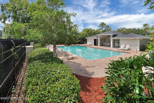 Building Photo - 1659 Biscayne Bay Cir