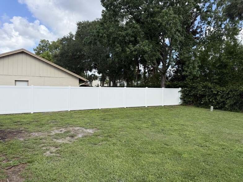 Back Yard - 9211 Palm Tree Dr