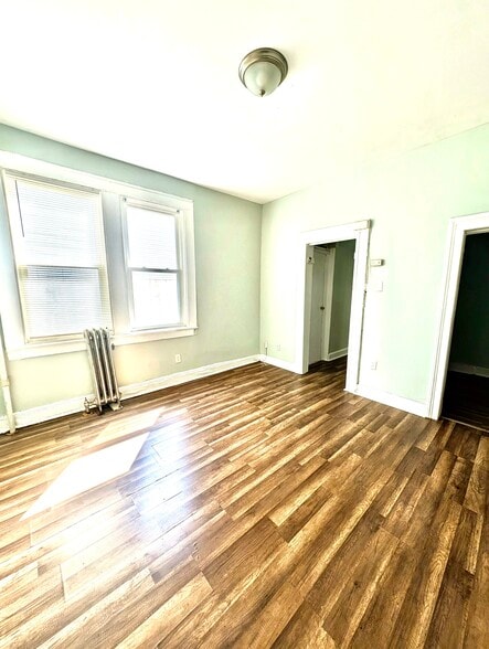 Living Room - 114 Littleton Ave