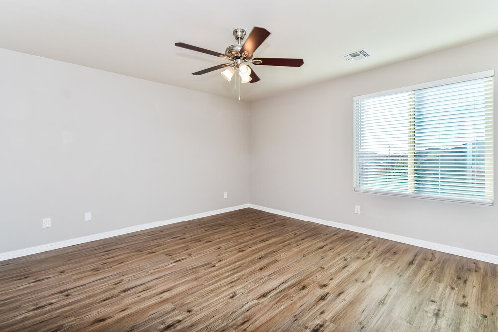 Building Photo - 6721 S May Fly Dr