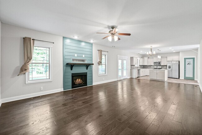Building Photo - 1381 Morning Star Dr