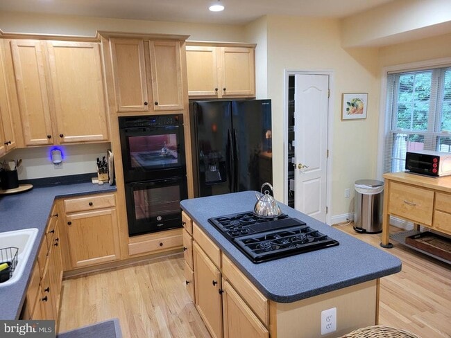Building Photo - 12021 Treeline Way