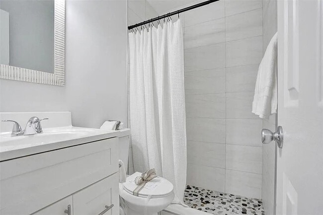 Building Photo - 9456 SW 51st St