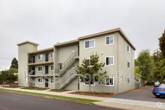 Building Photo - 1947 Oregon St