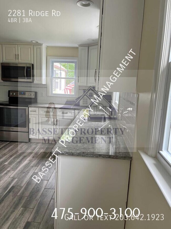 Building Photo - 2281 Ridge Rd