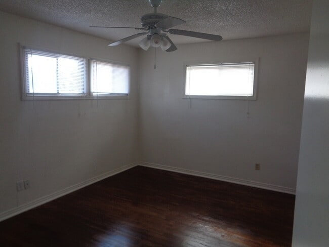 Building Photo - FOUR BEDROOM