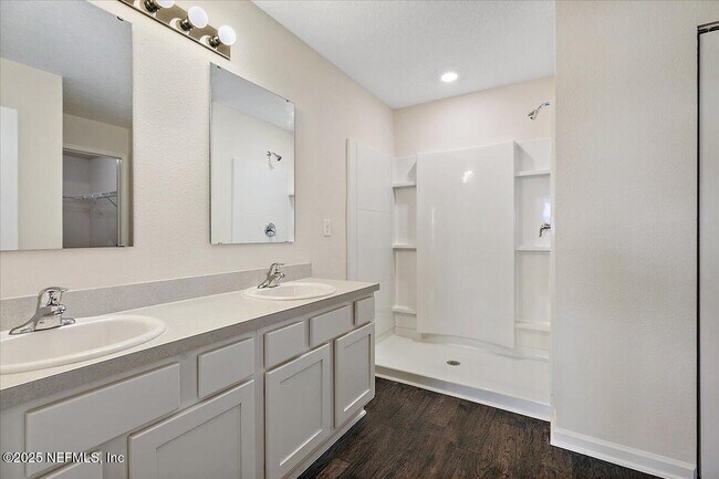 Building Photo - 350 Jarama Cir