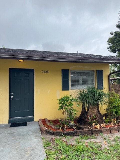 Building Photo - 9431 Sun Ct