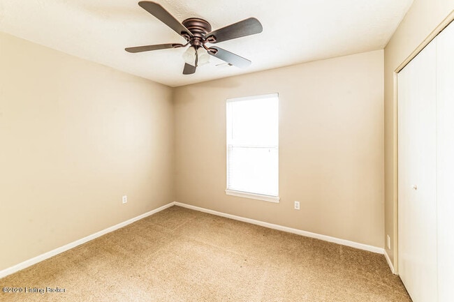 Building Photo - 9625 Combs Ln