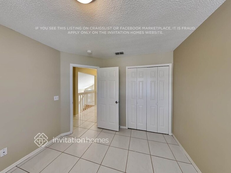 Building Photo - 609 Silver Birch Pl