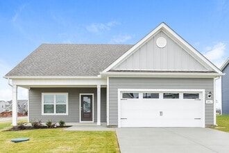 Building Photo - 2401 Valverde Wy