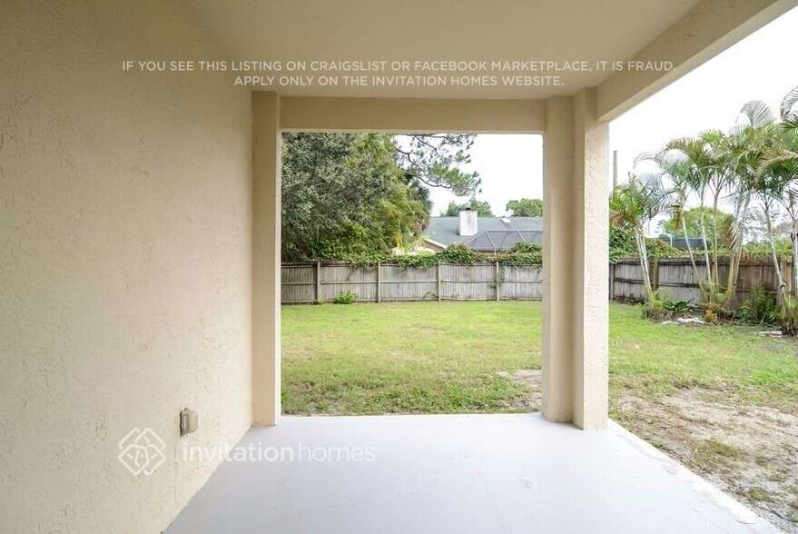 Building Photo - 1385 SE Proctor Ln