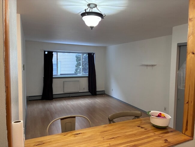 Building Photo - 2222 E Belleview Pl