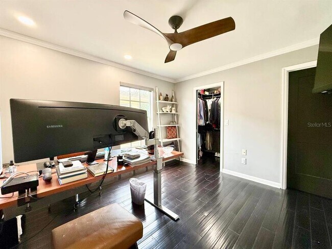 Building Photo - 6600 Gentle Ben Cir