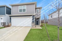 Building Photo - LIKE NEW!! 3 Bed, 2.5 Bath Townhome in Wes...