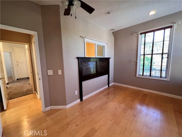 Building Photo - 28038 Via De Costa