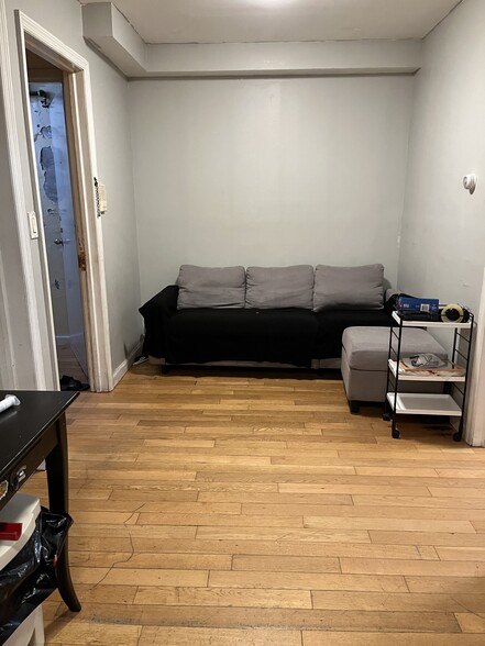 Primary Photo - 2732 12th St