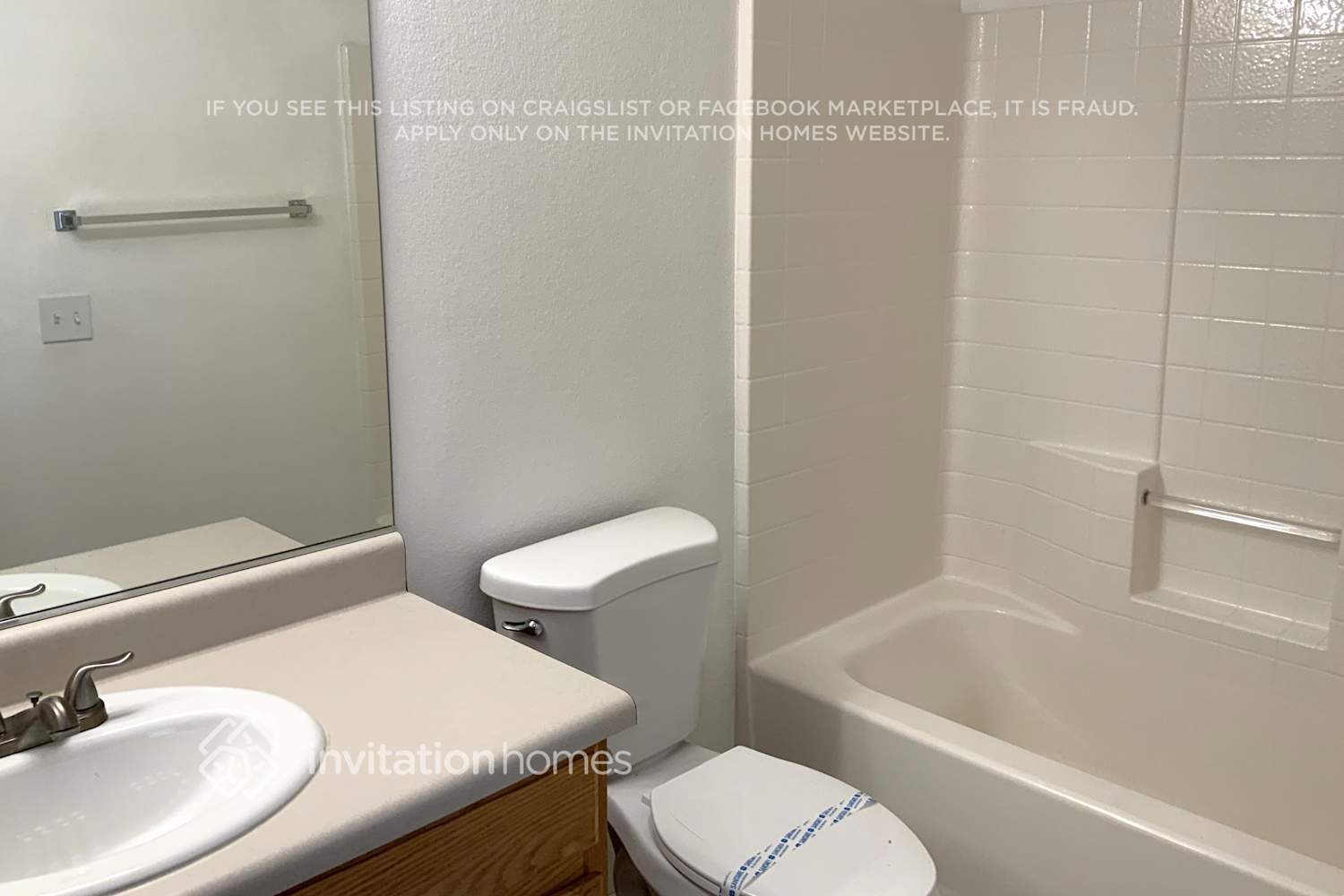 Building Photo - 3606 W Via Del Sol Dr