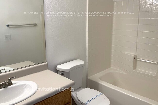 Building Photo - 3606 W Via Del Sol Dr