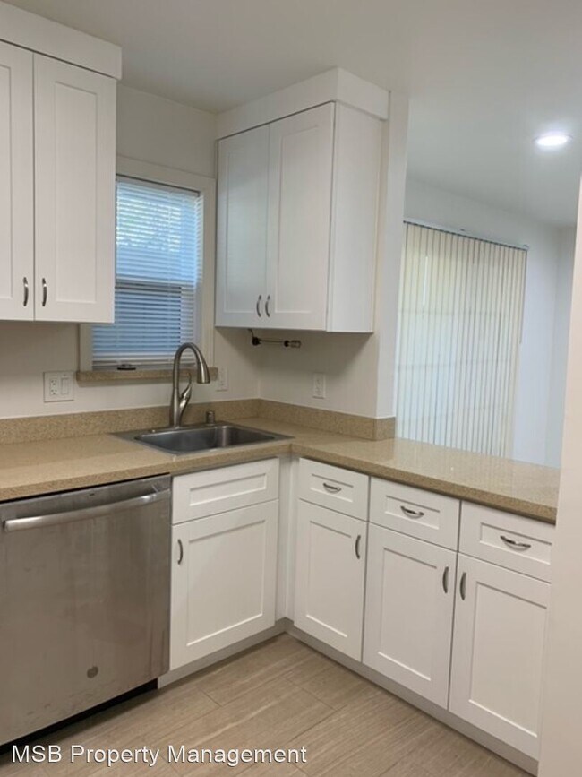 Building Photo - 1 br, 1 bath House - 375 Camelback Road, U...