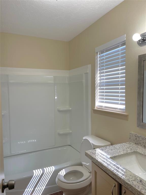 Building Photo - 825 Clubside Dr