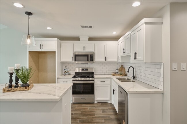 Building Photo - 1014 Graham Dr