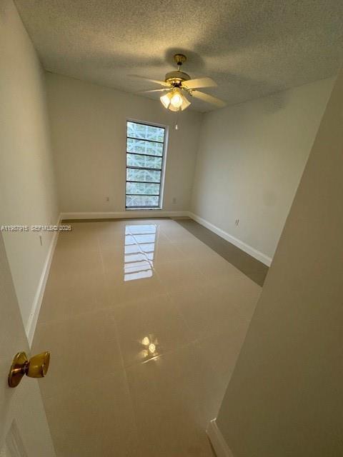 Building Photo - 6130 W 19th Ave