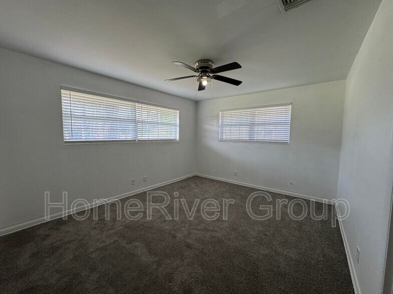 Building Photo - 2907 Caballero Dr