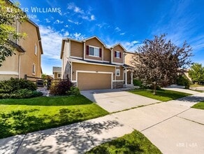 Building Photo - 909 Fire Rock Pl